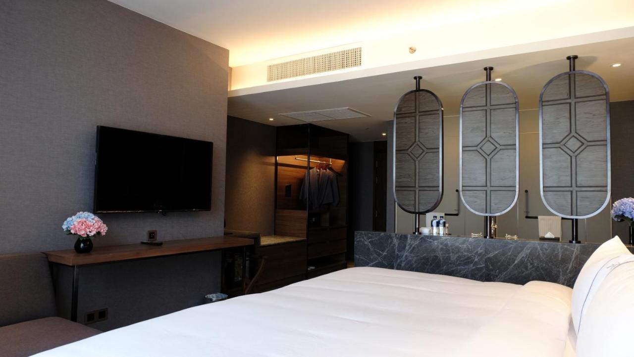 Ayathorn Bangkok Hotel Luaran gambar