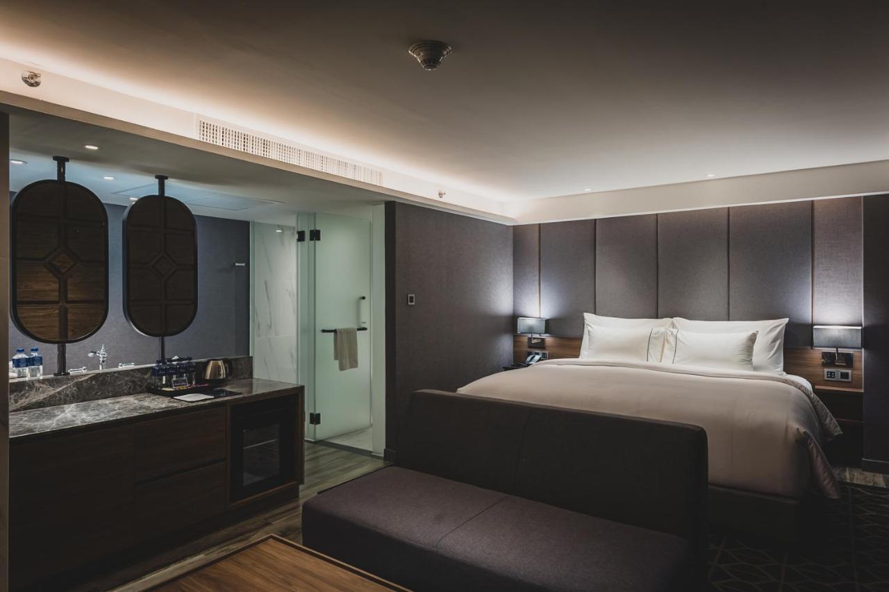 Ayathorn Bangkok Hotel Luaran gambar